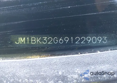 2009 Mazda 3 I z USA, uszkodzony, nr VIN JM1BK32G691229093